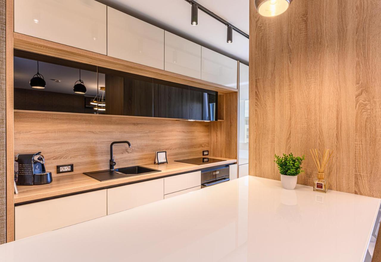 Promenada Apartment